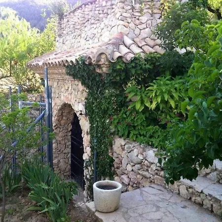 Casa Cueva 